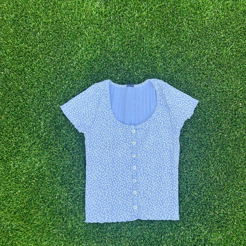 Brandy Melville baby blue crop tee